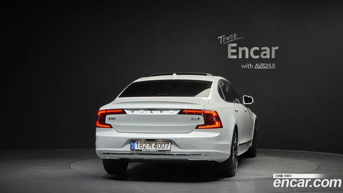 Volvo S90 — фото 6
