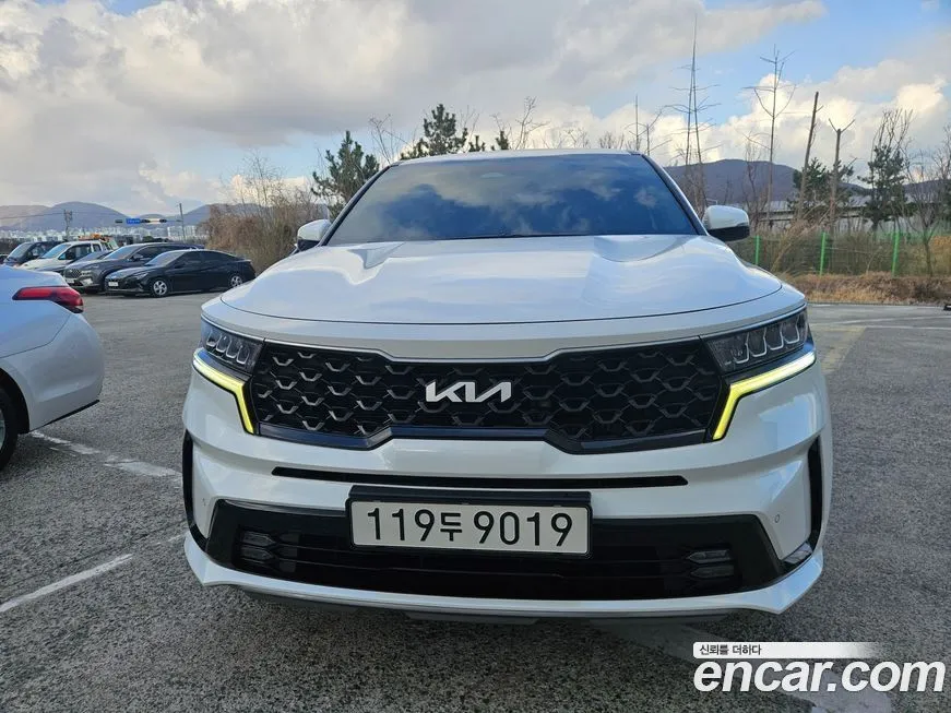 Kia Sorento — фото 6