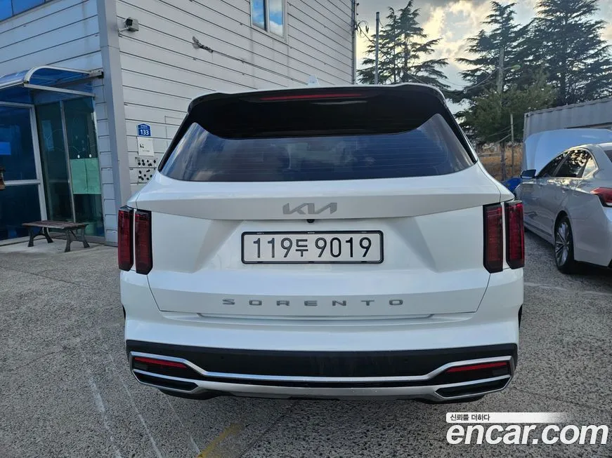 Kia Sorento — фото 7