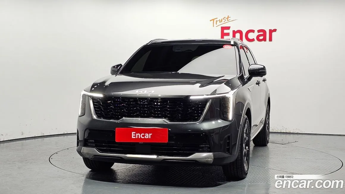 Kia Sorento — фото 9