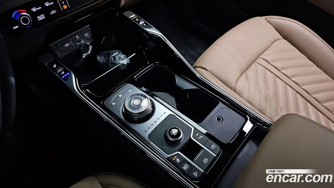 Kia Sorento — фото 10