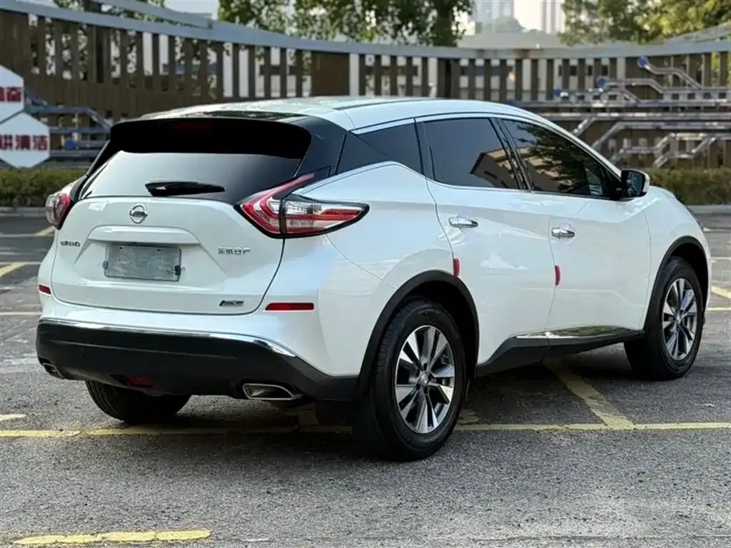 Nissan Murano — фото 7