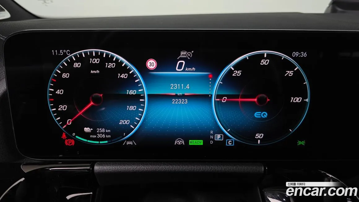 Mercedes-Benz EQA — фото 2