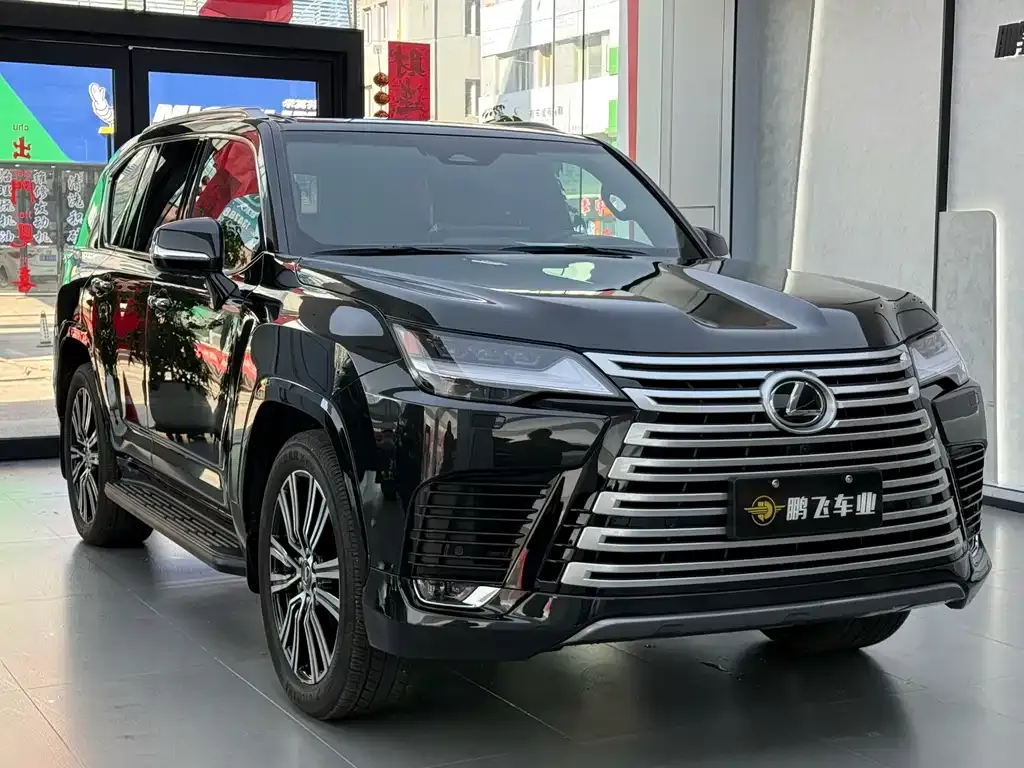 Lexus LX — фото 6