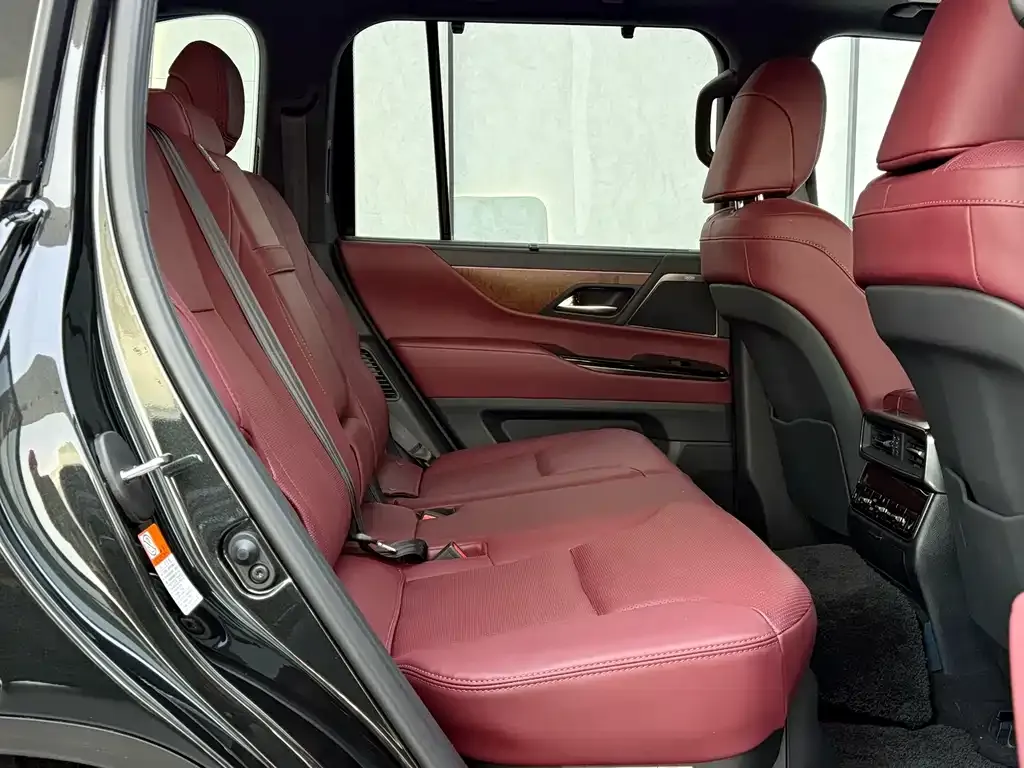Lexus LX — фото 3