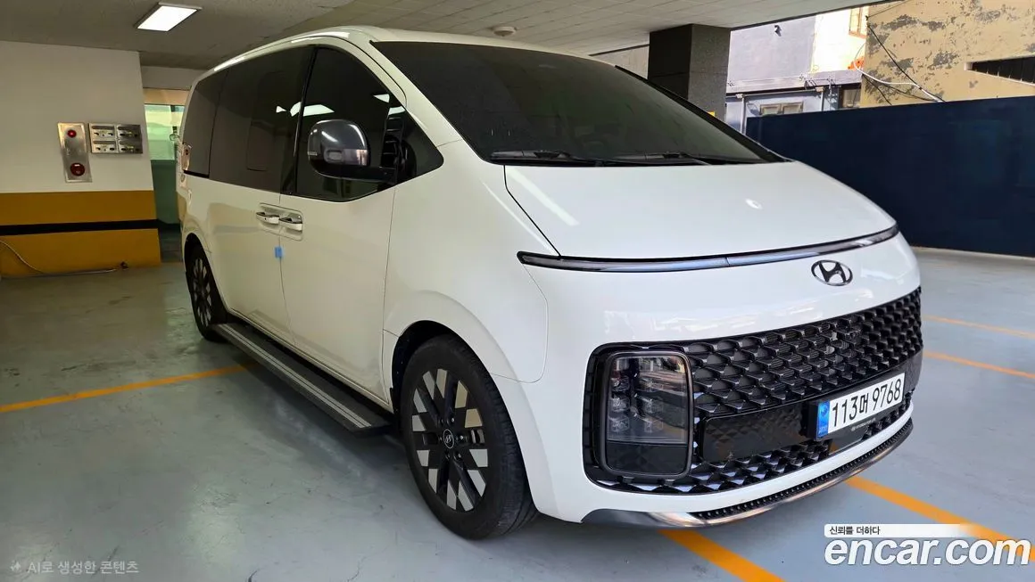 Hyundai Staria — фото 1