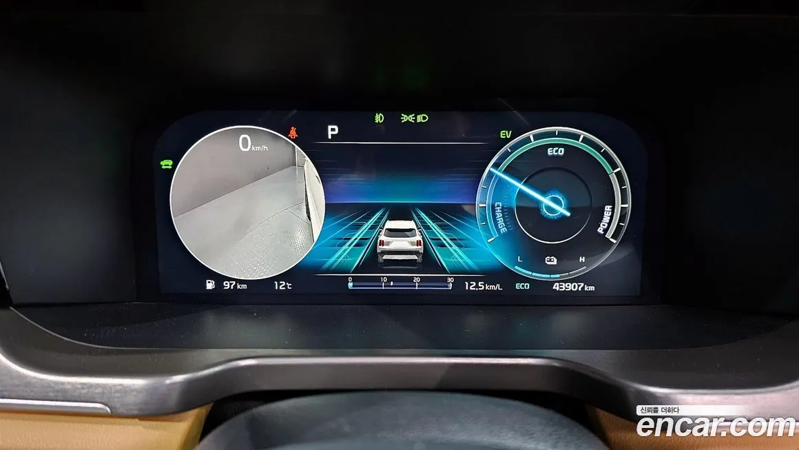 Kia Sorento — фото 6