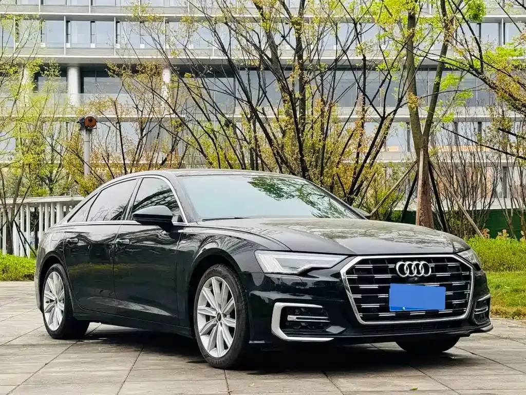 Audi A6L — фото 4