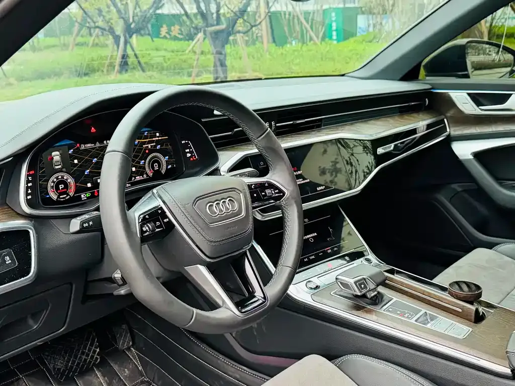 Audi A6L — фото 5
