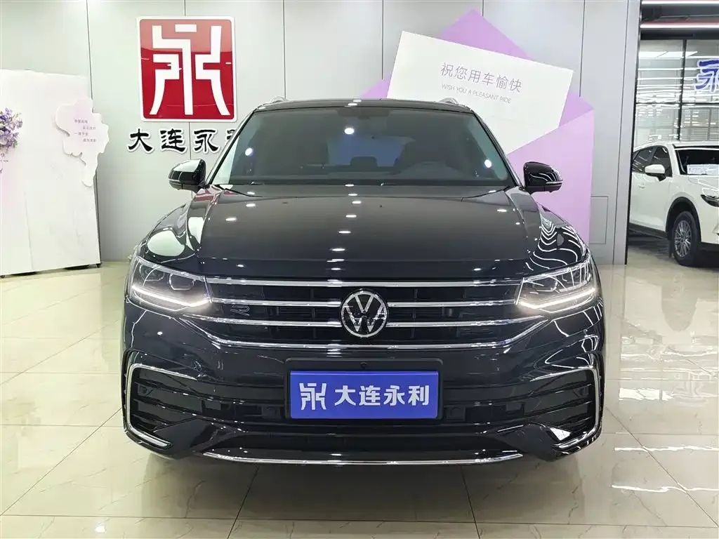 Volkswagen Tiguan L — фото 5