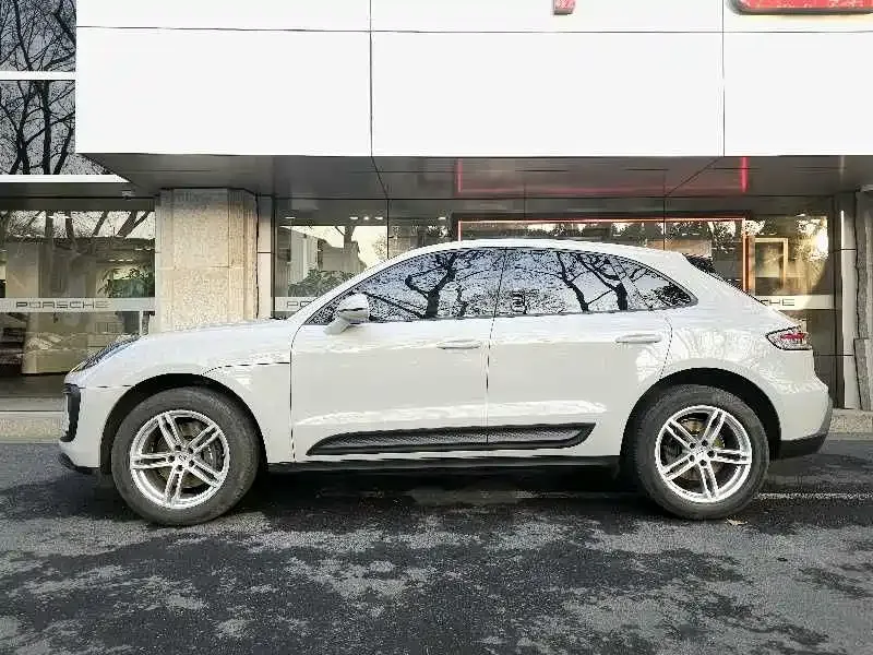 Porsche Macan — фото 6