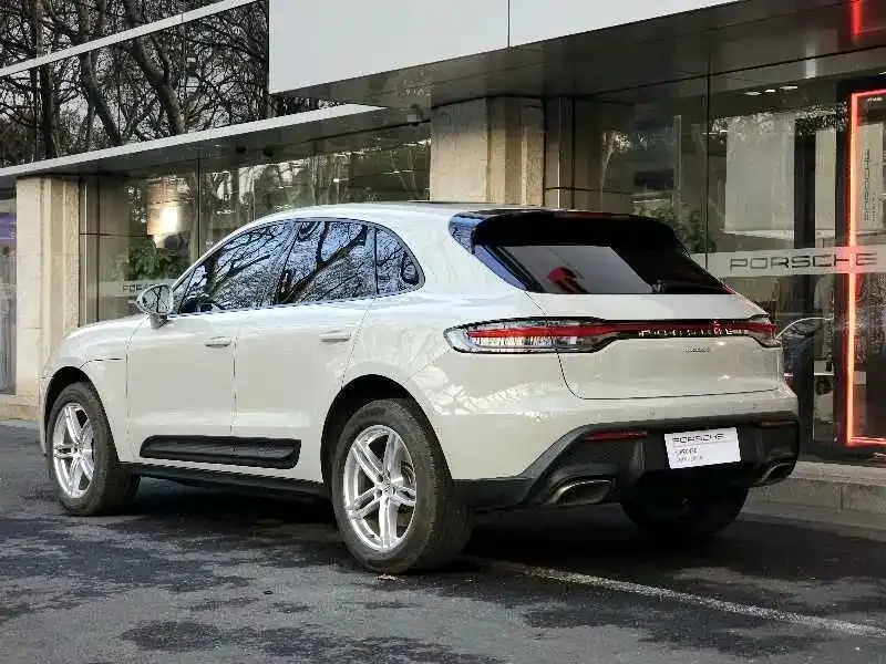 Porsche Macan — фото 8