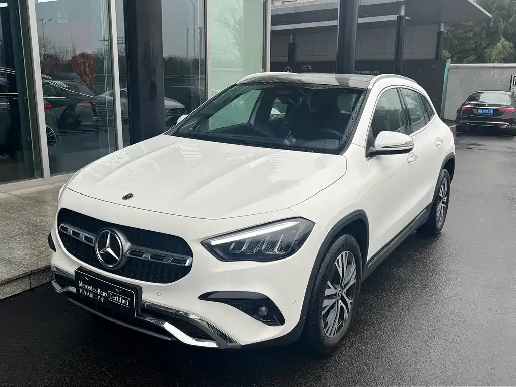 Mercedes-Benz GLA — фото 1