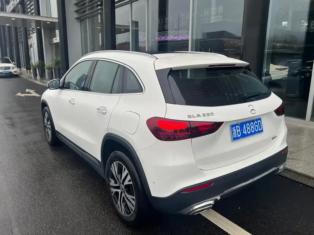 Mercedes-Benz GLA — фото 5