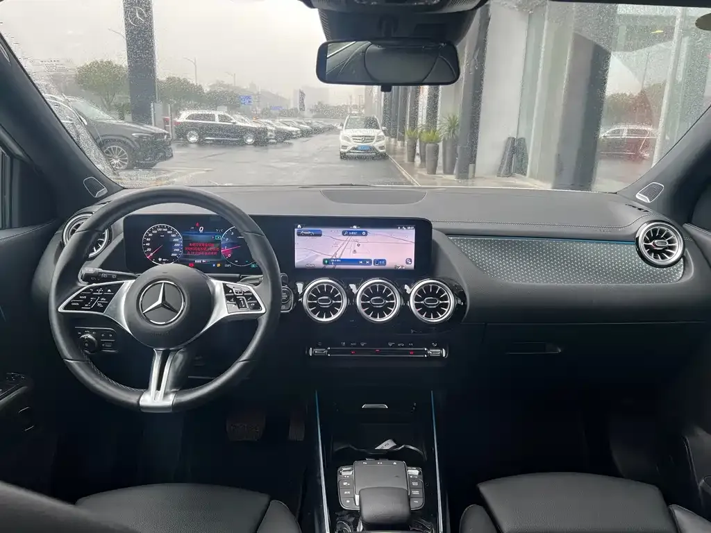 Mercedes-Benz GLA — фото 10