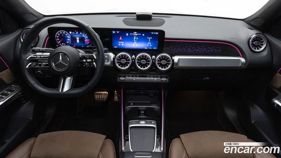 Mercedes-Benz GLB-Class — фото 10