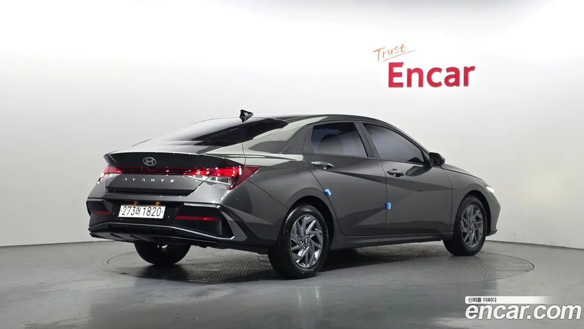Hyundai AVANTE — фото 4