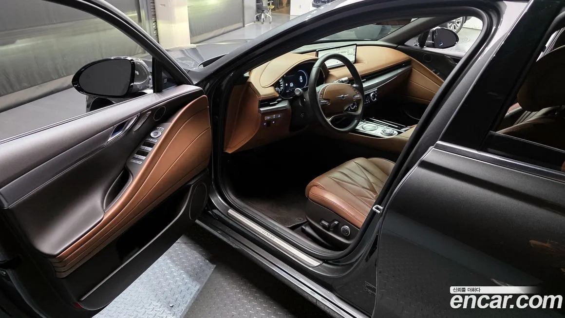 Genesis G80 — фото 10