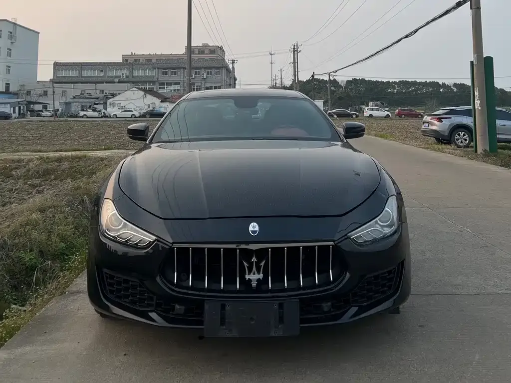 Maserati Ghibli — фото 6