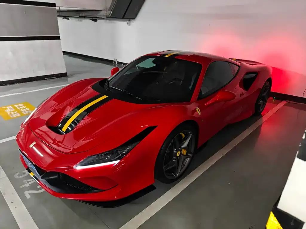 Ferrari F8 — фото 1