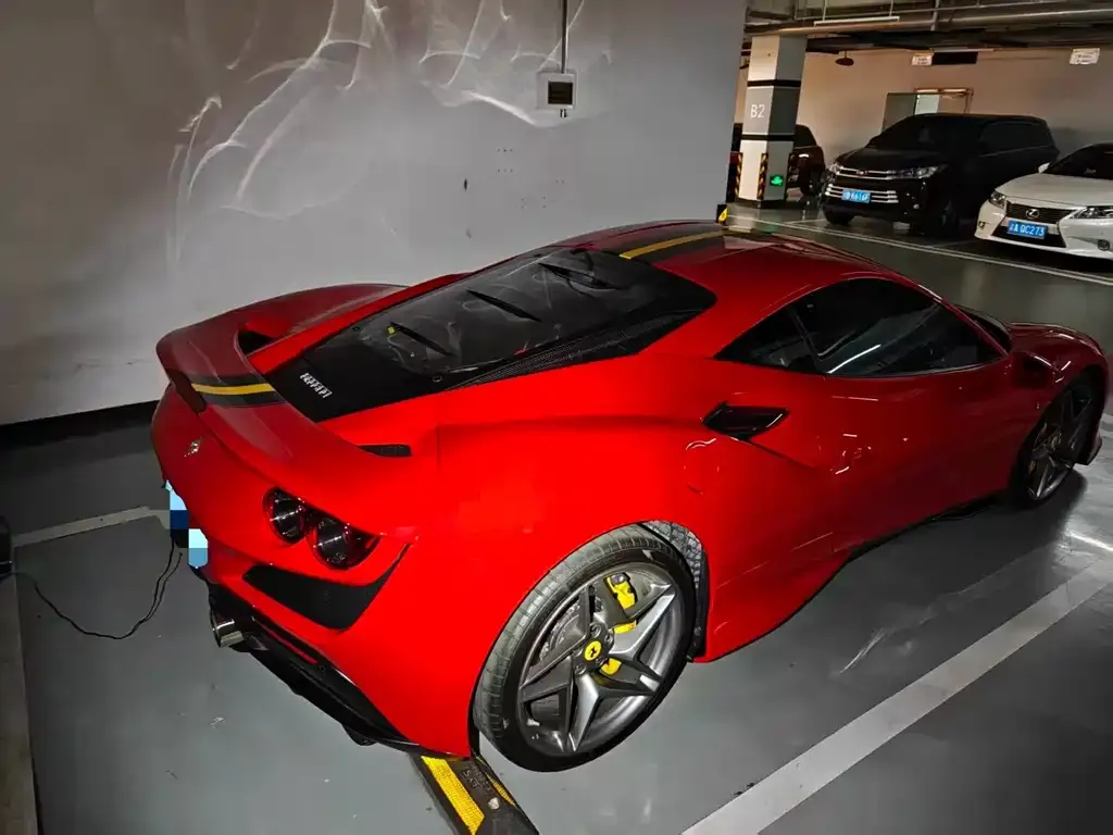 Ferrari F8 — фото 2