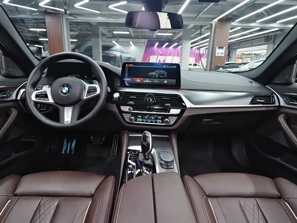 BMW 5 Series (Import) — фото 10