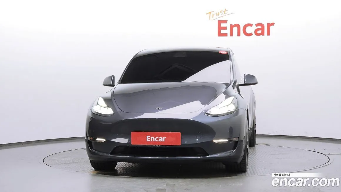 Tesla Model Y — фото 2