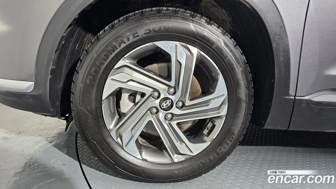 Hyundai Santafe — фото 5