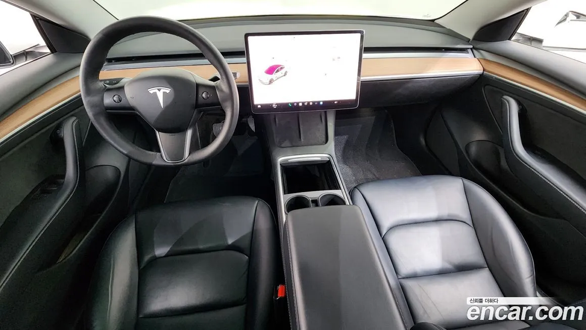 Tesla Model 3 — фото 4