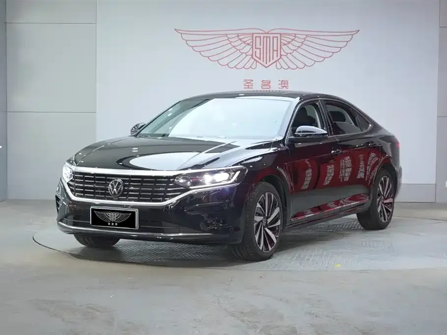 Volkswagen Passat — фото 1