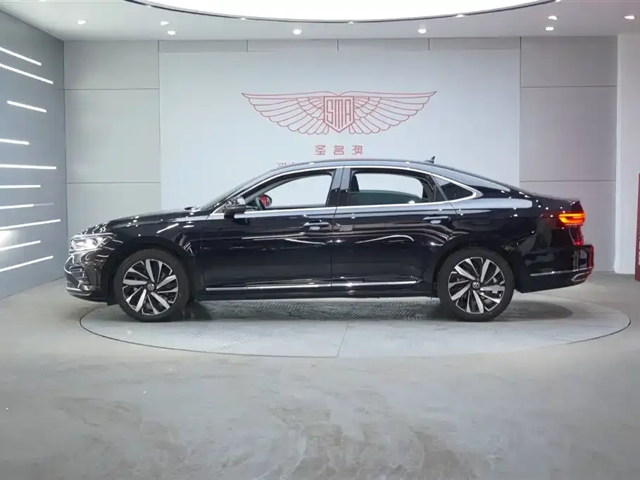 Volkswagen Passat — фото 4