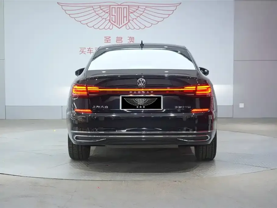 Volkswagen Passat — фото 5
