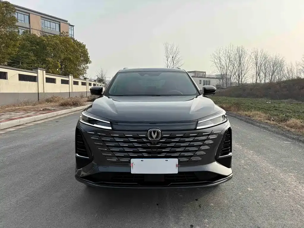 Changan CS75PLUS — фото 7