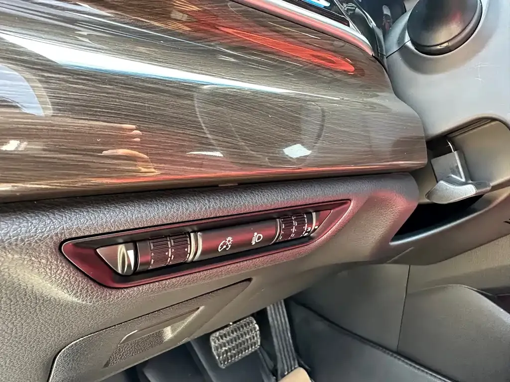 Geely Borui — фото 9