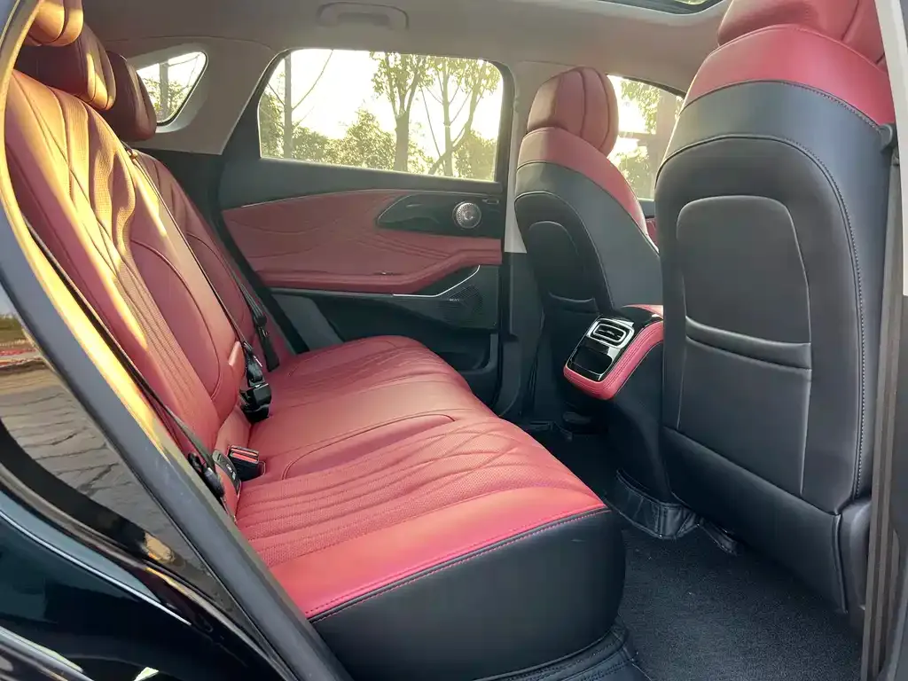 Exeed Yaoguang — фото 5
