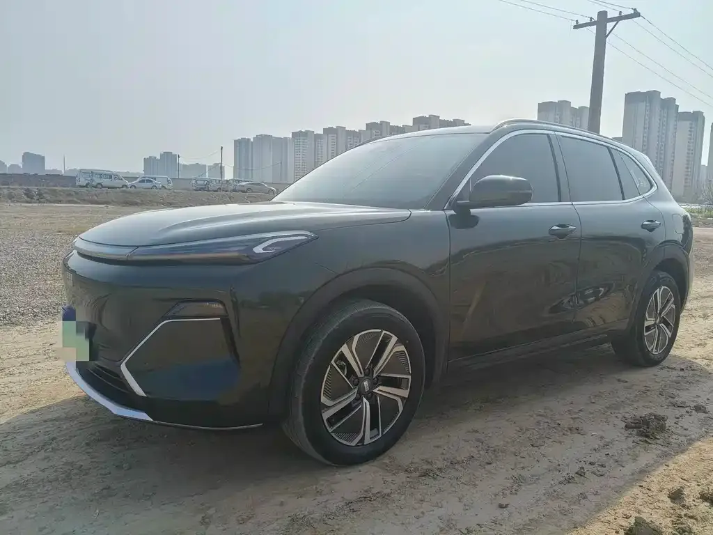 Geely Galaxy Xingjian 7 — фото 1