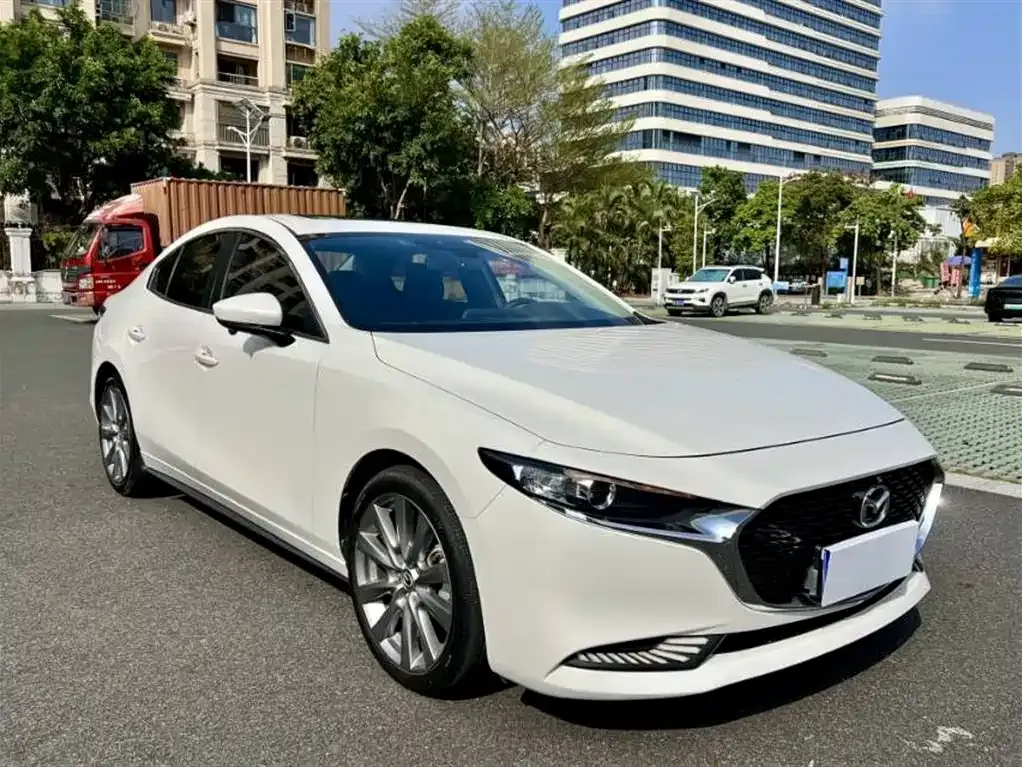 Mazda 3 Axela — фото 5