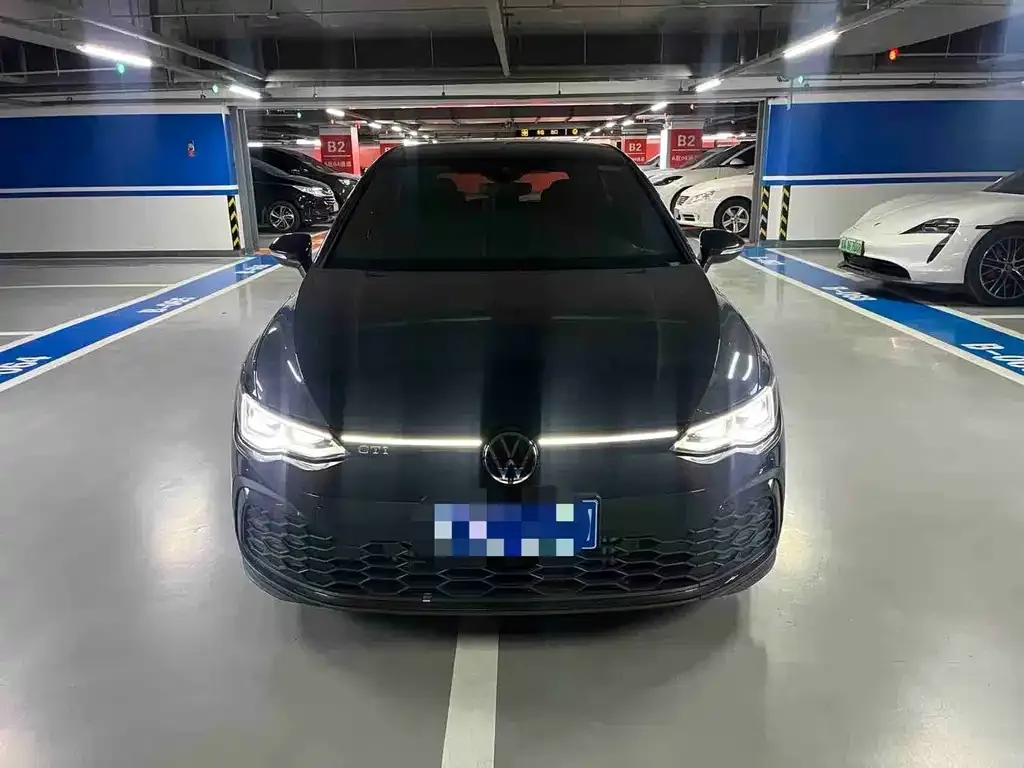Volkswagen Golf GTI — фото 5