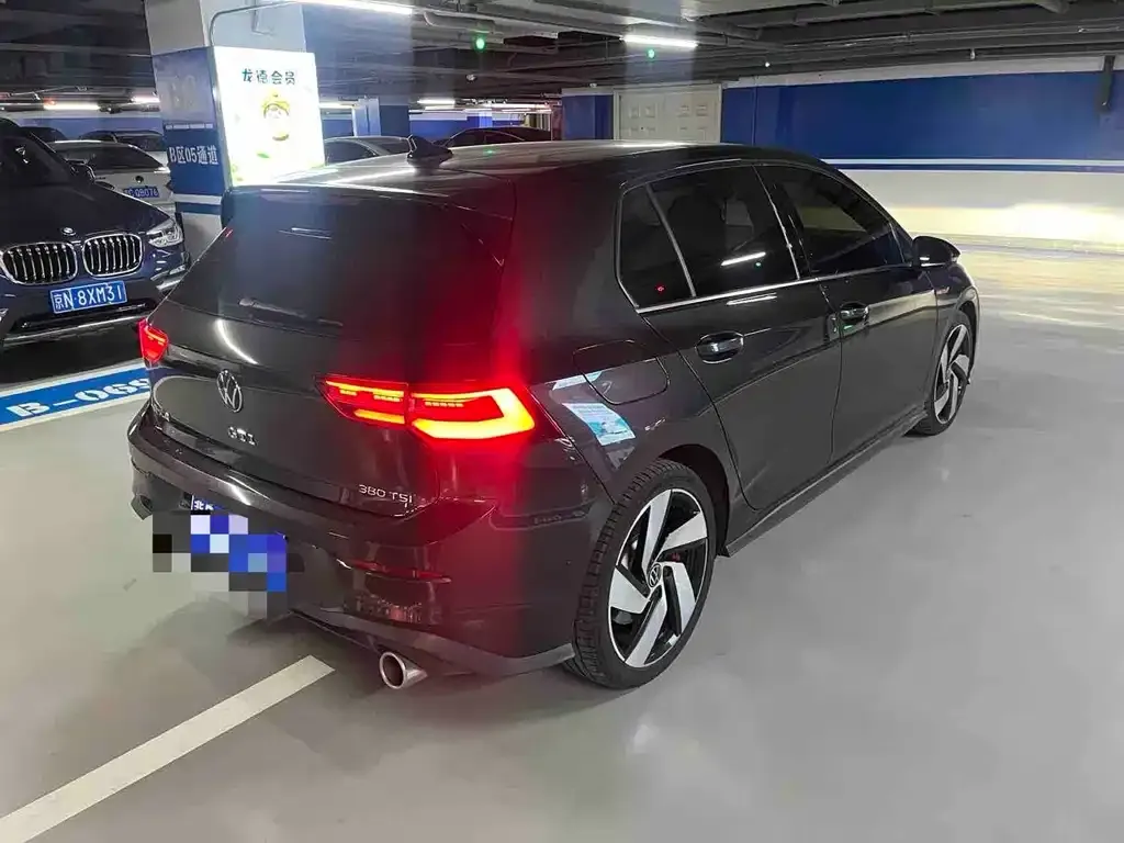 Volkswagen Golf GTI — фото 2