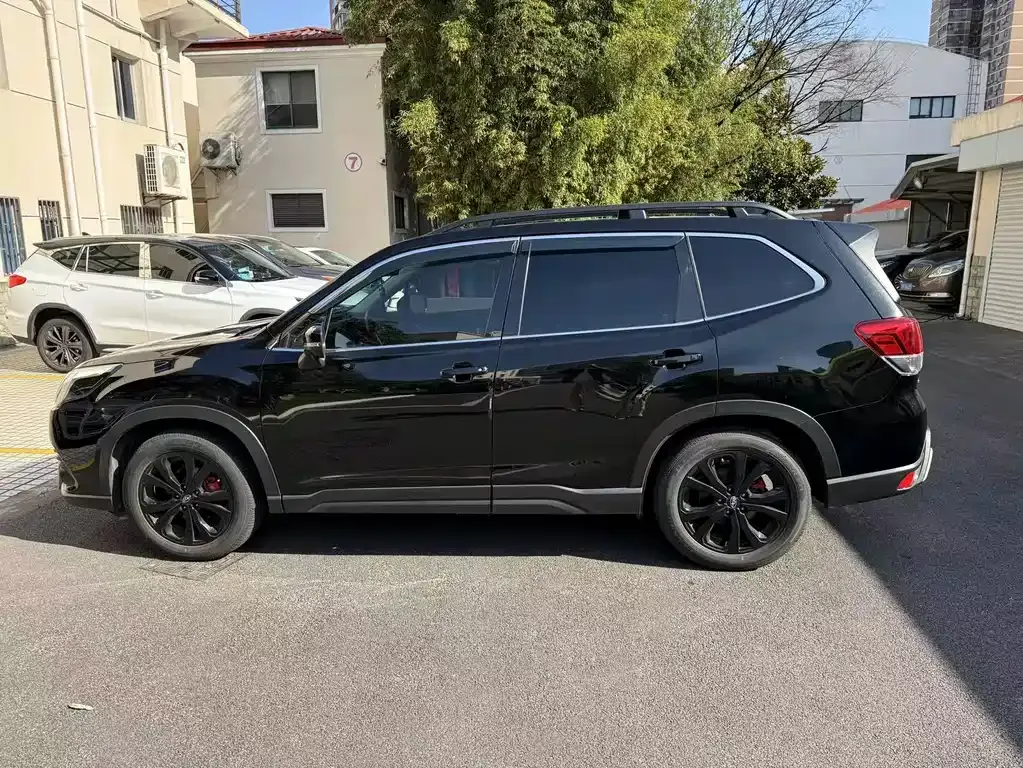 Subaru Forester — фото 6