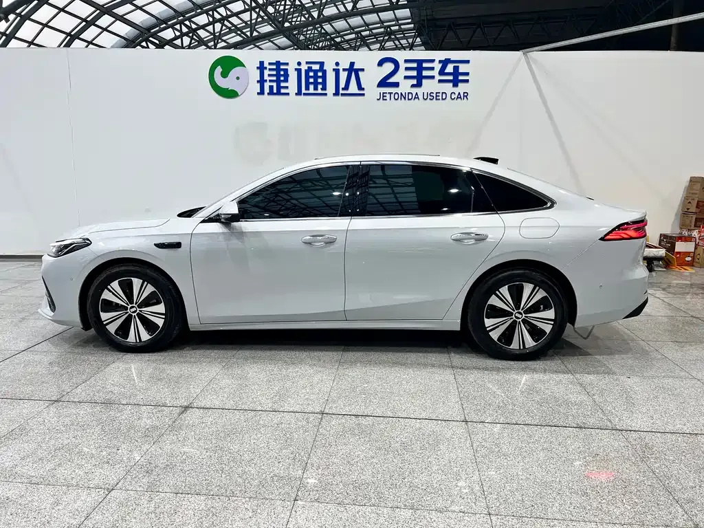 Geely Galaxy A7 — фото 4