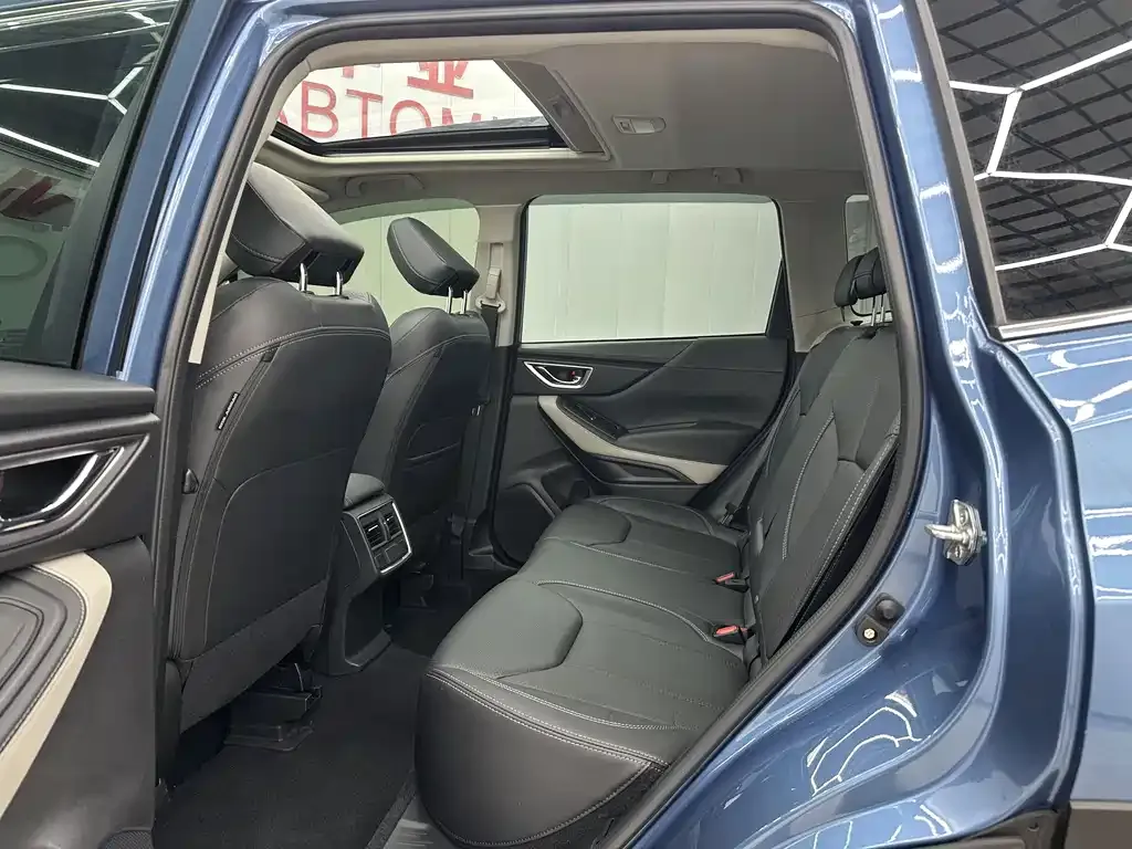 Subaru Forester — фото 2