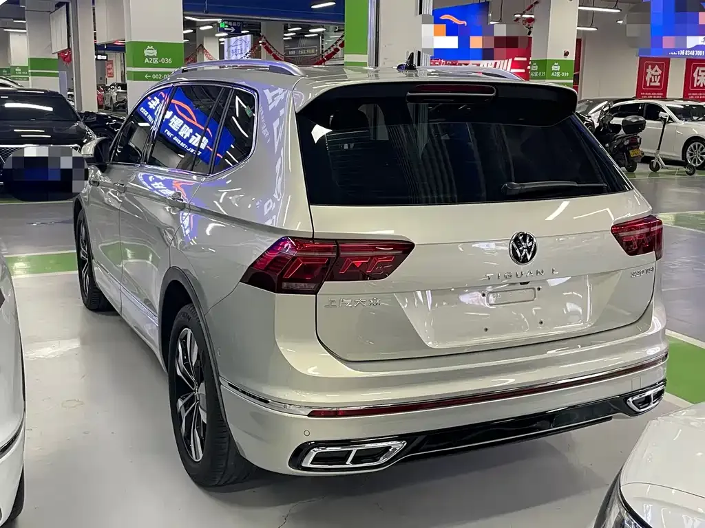 Volkswagen Tiguan L — фото 9
