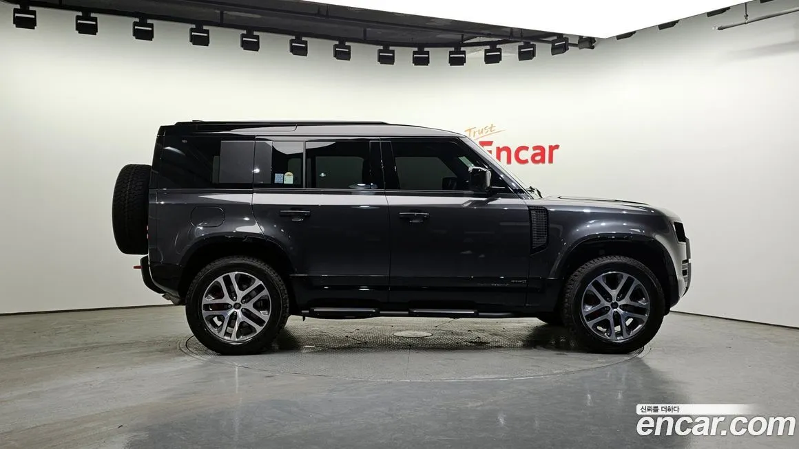 Land Rover Defender — фото 5