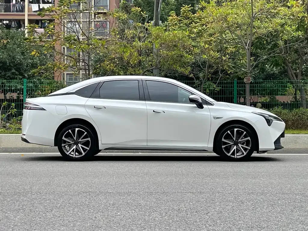 Aion S Plus — фото 10