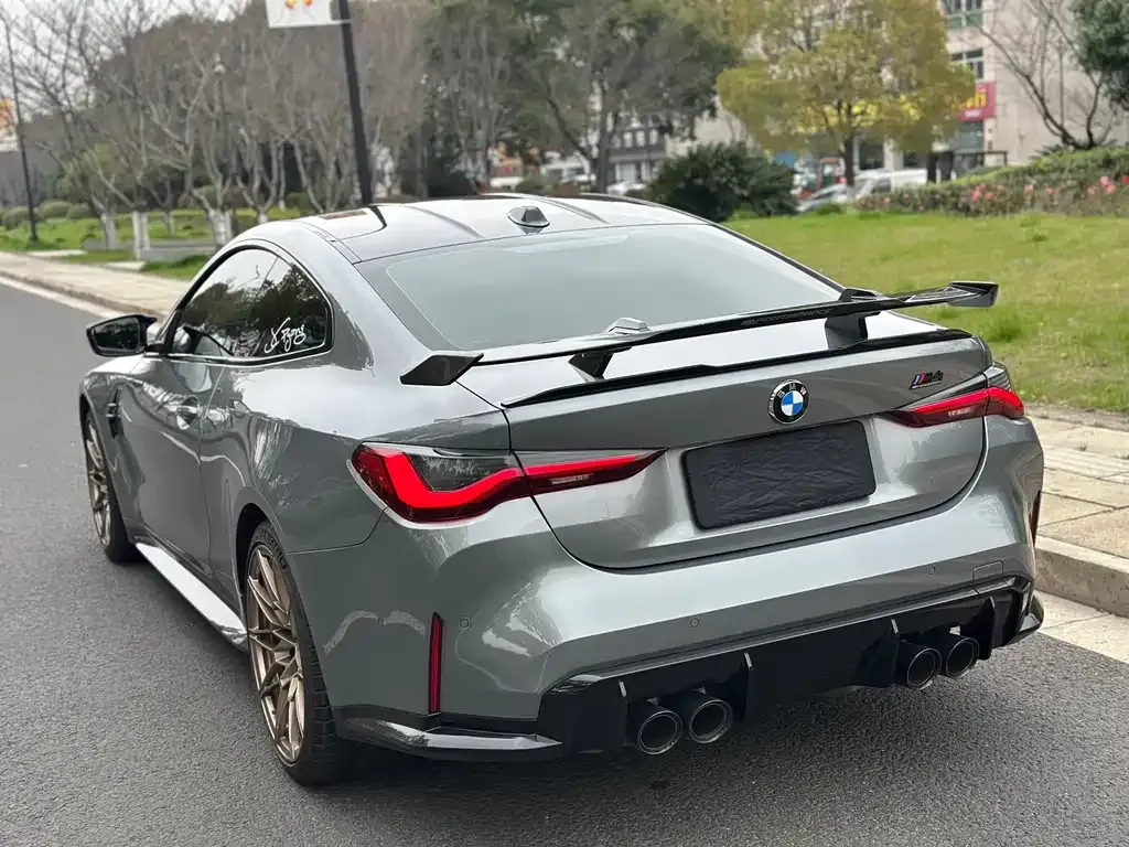 BMW M4 — фото 4
