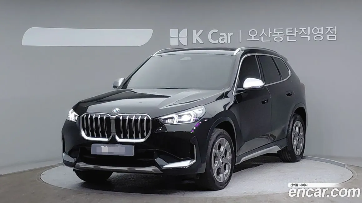 BMW X1 — фото 1