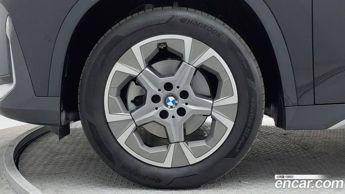 BMW X1 — фото 2