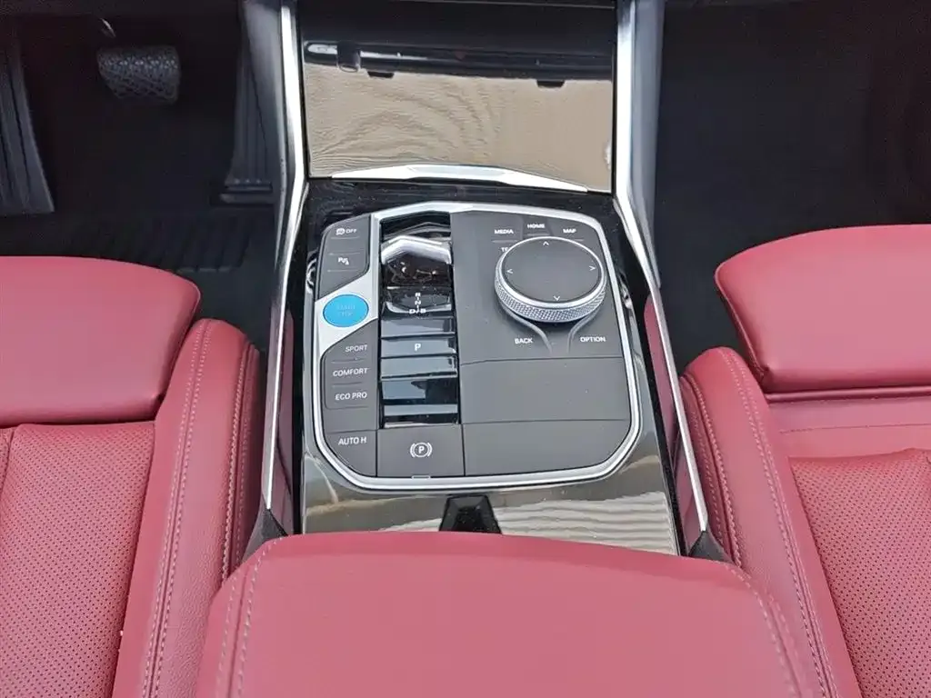 BMW i3 — фото 10