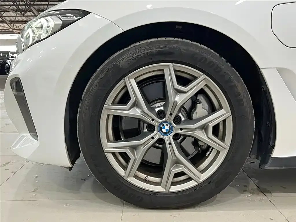 BMW i3 — фото 7